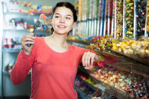 6 Best Candy Shops in Idaho!